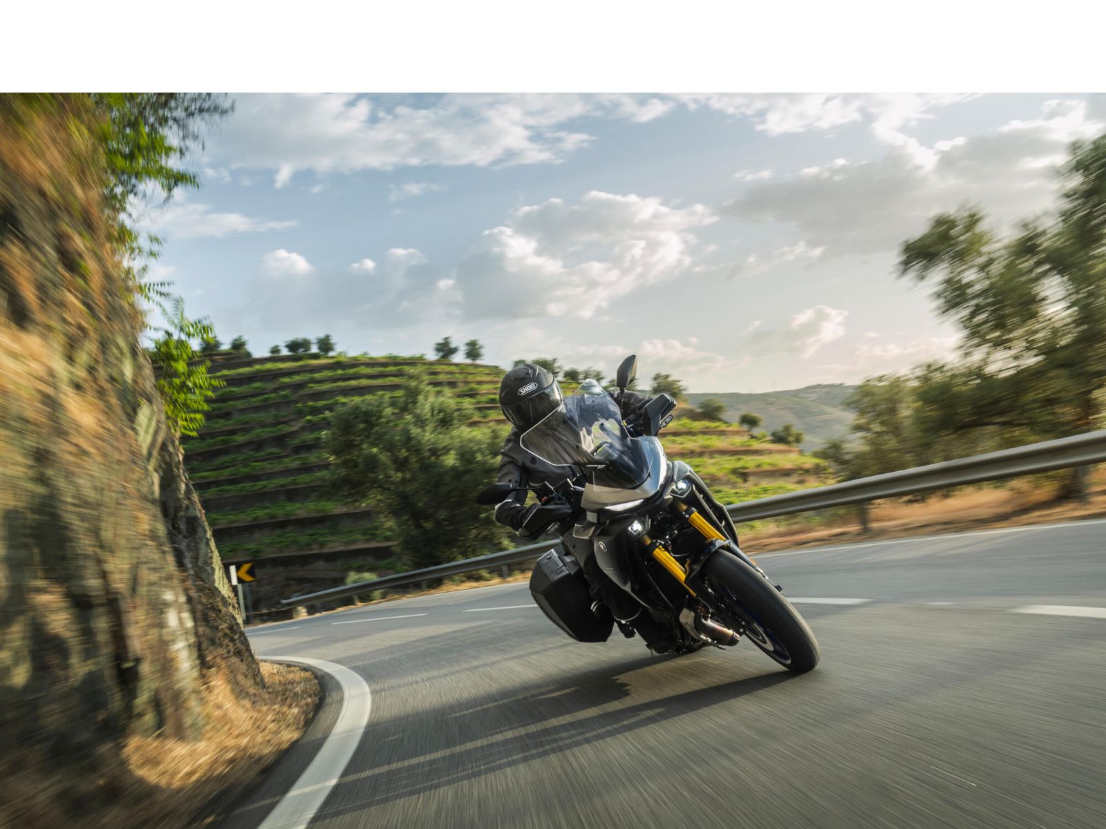 Мотоцикл YAMAHA TRACER 7 GT (Icon Performance) 2026